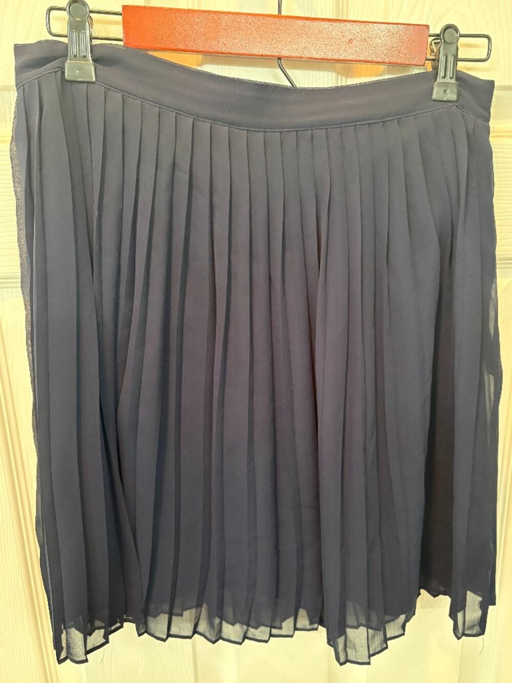 🔥 Forever 21 Navy Blue Pleated Chiffon Mini Skirt • Size Large • Excellent Cond